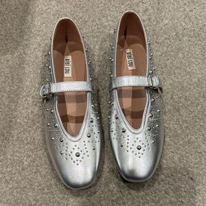 BiBi Lou Silver Studded Women's Flats